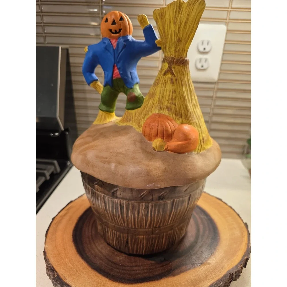 VTG Hand Painted Fall/Halloween Ceramic Cookie Jar Scarecrow Jack O Lantern